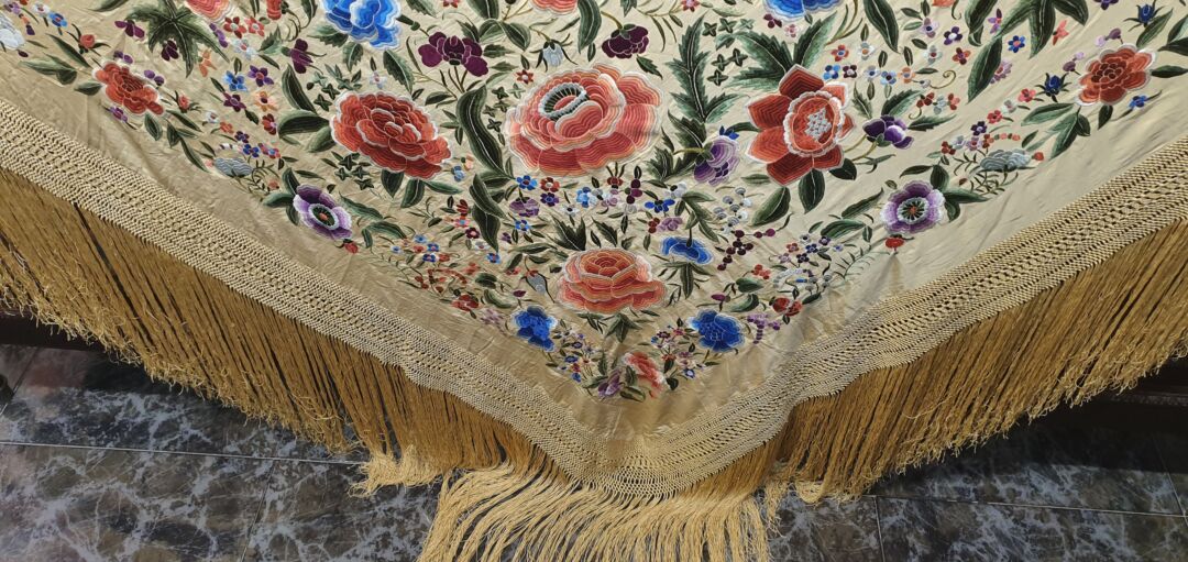 Impresionante mantón antiguo imperio Impresionante mantón antiguo imperio