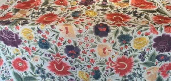 Impresionante mantón antiguo de tulipán Impresionante mantón antiguo de tulipán