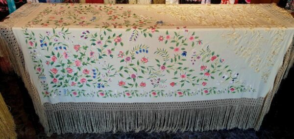 Maravilloso mantón antiguo de espejo Maravilloso mantón antiguo de espejo