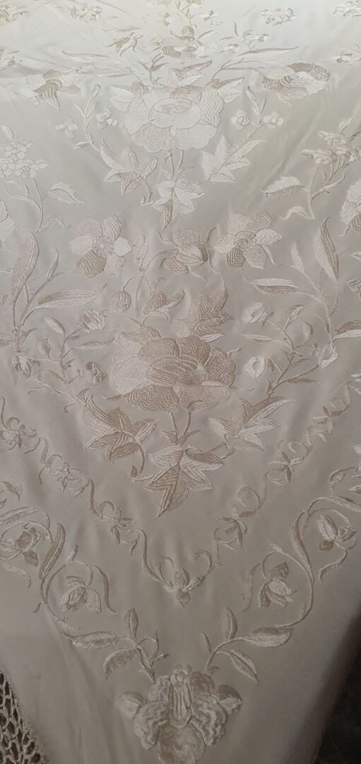 Mant&oacute;n antiguo de novia