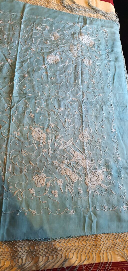 Mant&oacute;n antiguo isabelino de talle